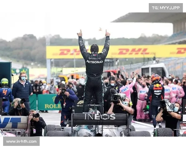 F1七冠王荣耀之路 汉密尔顿传奇生涯回顾登陆央视体育 F1七冠王荣耀之路 汉密尔顿传奇生涯回顾登陆央视体育